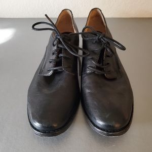 FRYE Anna Oxford Women's Black Shoes 8M